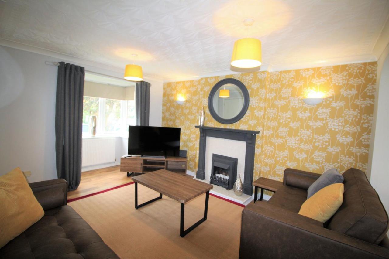 Doncaster - Warmsworth - Great Customer Feedback - 3 Bed Detached House - Private Garden & Parking Plus Garage - Quiet Cul De Sac Location - Dog Friendly - Fast Wifi - Close To Motorway Access Exterior foto