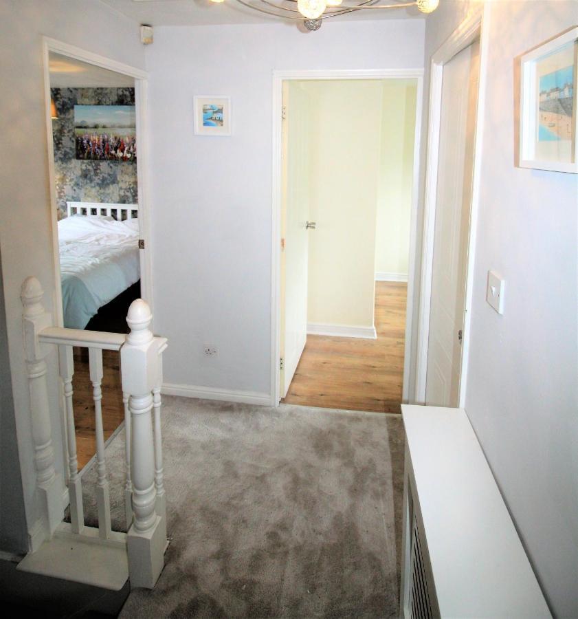 Doncaster - Warmsworth - Great Customer Feedback - 3 Bed Detached House - Private Garden & Parking Plus Garage - Quiet Cul De Sac Location - Dog Friendly - Fast Wifi - Close To Motorway Access Exterior foto